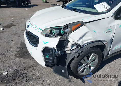 2017 Kia Sportage Lx z USA, uszkodzony, nr VIN KNDPMCACXH7286035